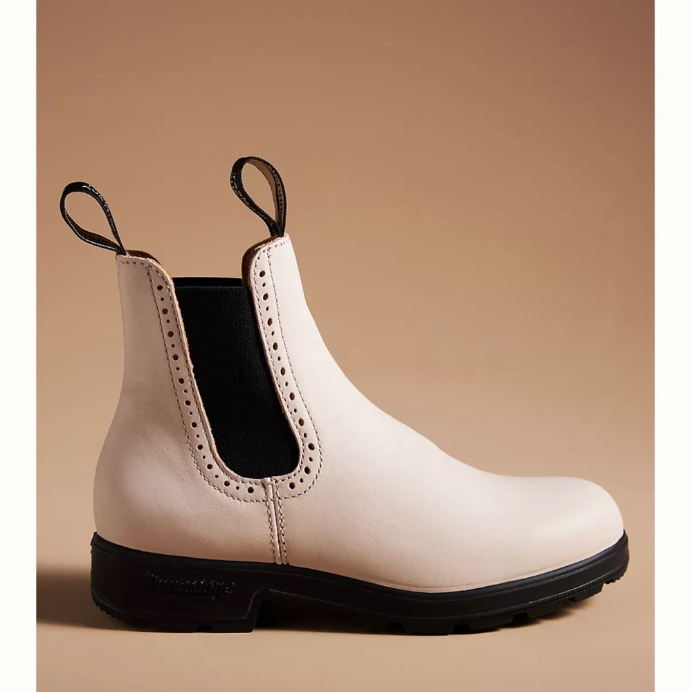 White Blundstone High-Top Boot
